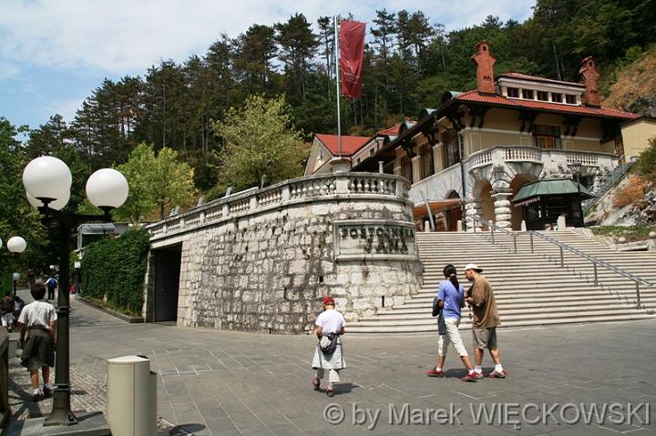 3208_postojna